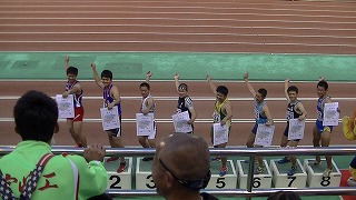 陸上部 祝 坂本達哉 全国大会 日本ユース 第２位 13年 部紹介 13年度の実績 愛知県高等学校駅伝競走大会 一宮南高校 2 33 06 54位 １区 古川皓基 36 21 71位 ２区 山本裕太 11 04 85位 ３区 吉田慶哉 30 07 32位 ４区 越野陽也 29 19 52位 ５区 松原健将